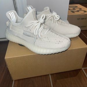BRAND NEW YEEZY BOOST 350 V2